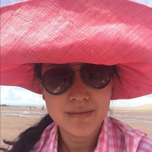 Meet your Posher, Rachel